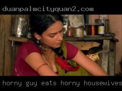 Horny guy eats pussy in Marshall horny housewives.